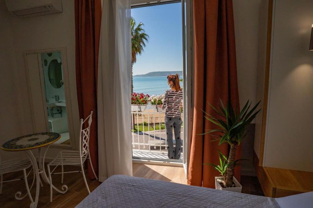 Aquamar Bed And Breakfast Crotone Eksteriør billede